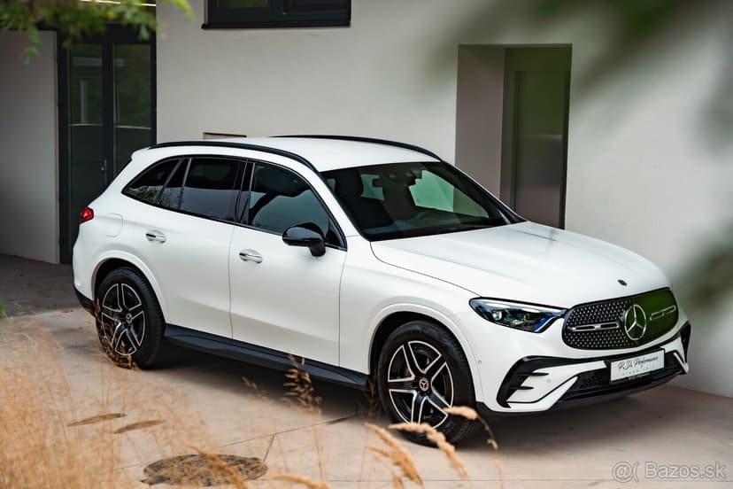 Mercedes-Benz GLC 220d 4Matic AMG Line / StarSelect+