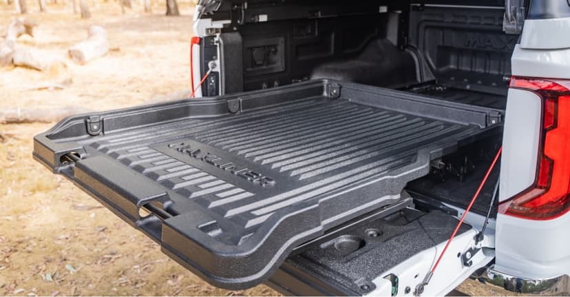 Výsuvná podlaha korby pickup MAXLINER