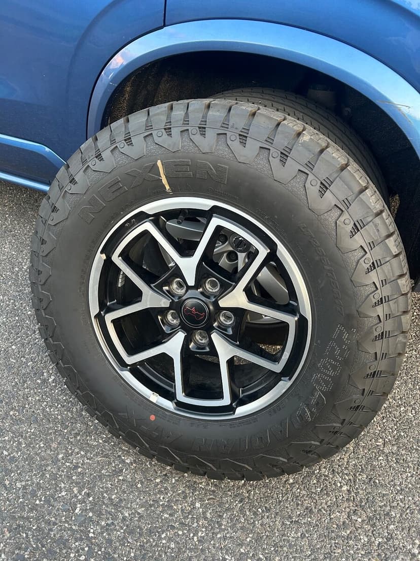 Jeep Wrangler 255/75 r17 nová sada kolesá