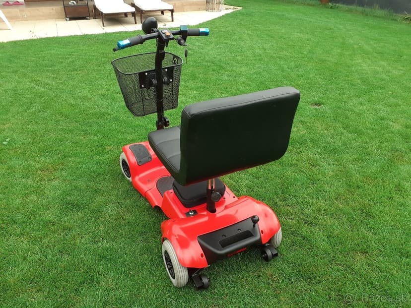 Elektrický vozík pre seniorov