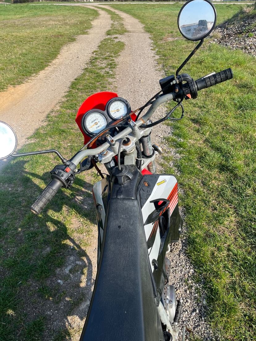 Predám YUKI ST 125 GY4