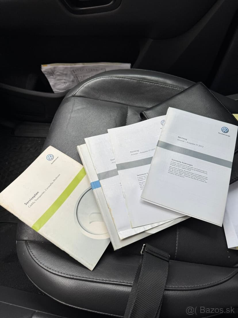 VW AMAROK DSG AUTOMAT ROK VÝROBY 2012  132 KW