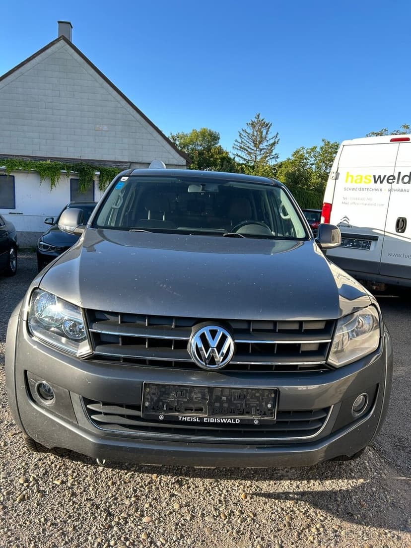 VW AMAROK 2,0 DIESEL 4X4 ŤAŽNÉ KLÍMA 120KW