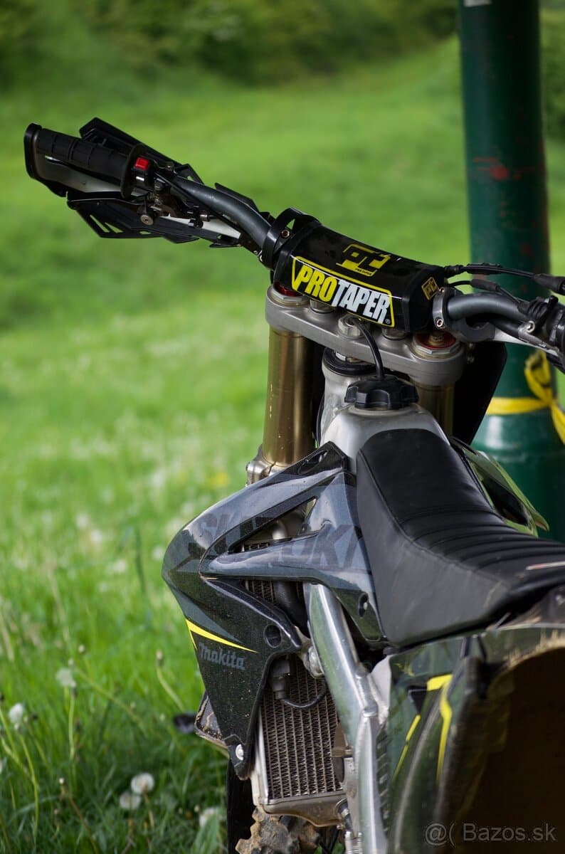 Suzuki rmz 250