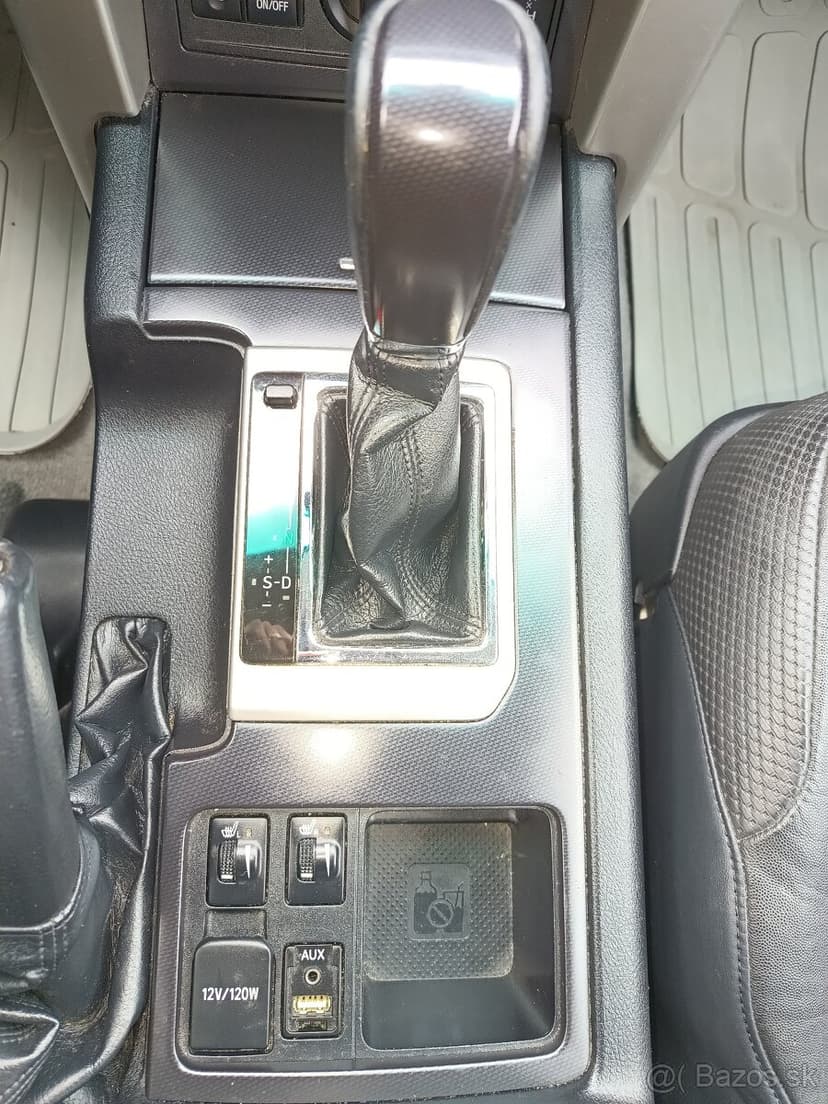 Predám Toyota Land Cruiser 3.0L D4D Automat  JBL Sound