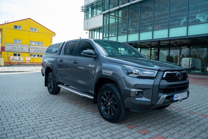 Toyota Hilux DC 2.8 I D-4D Invincible 4x4 A/T