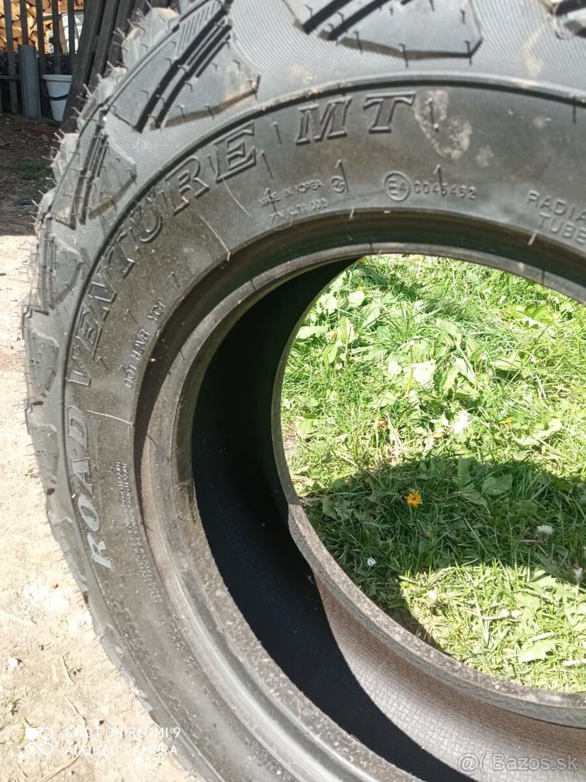 Pneumatika  215/75, R15 , Kumho LT