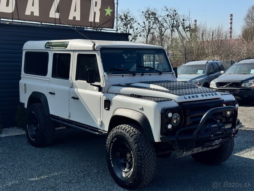 Land Rover Defender 110 2.4