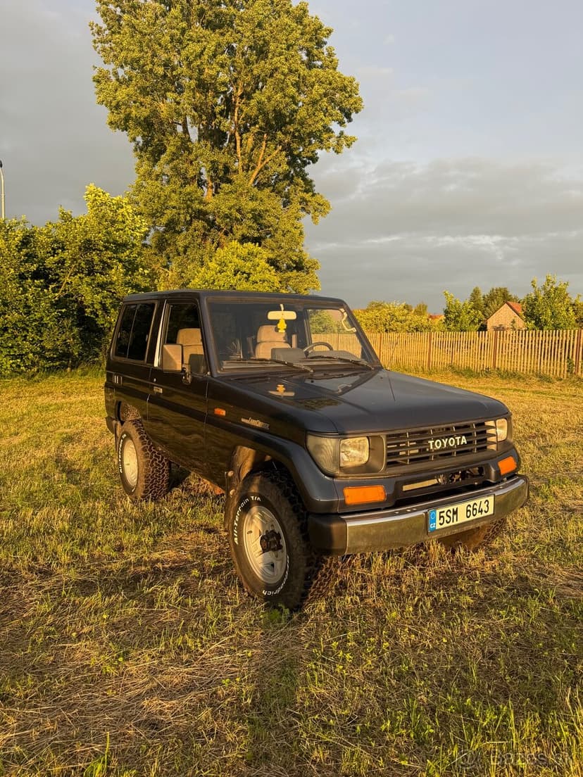 Toyota Land Cruiser 70 3.0 TD