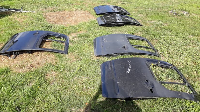 Dveře,zámek,stahovačka Nissan Navara D40/Pathfinder R51