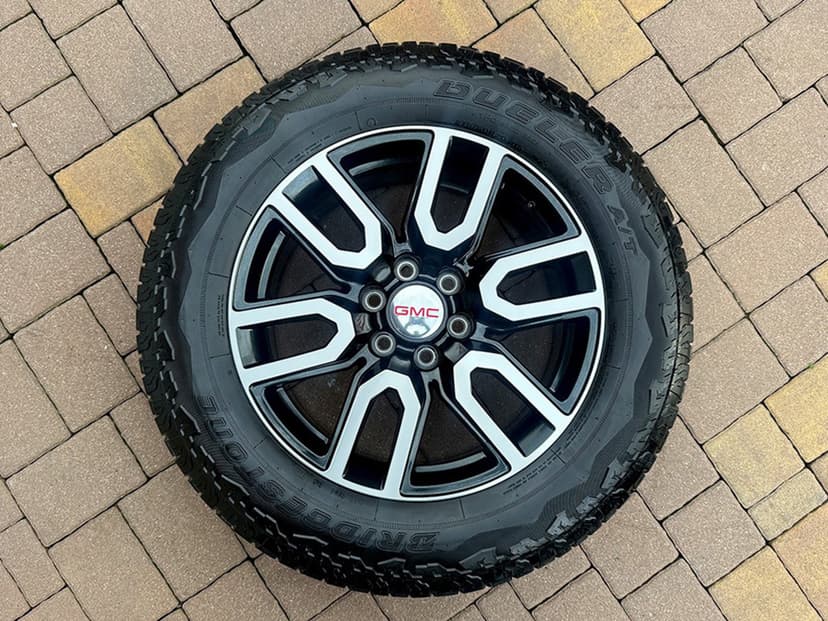 20" 6x139,7 GMC SIERRA DENALI – ALU SADA SKORO NOVÁ