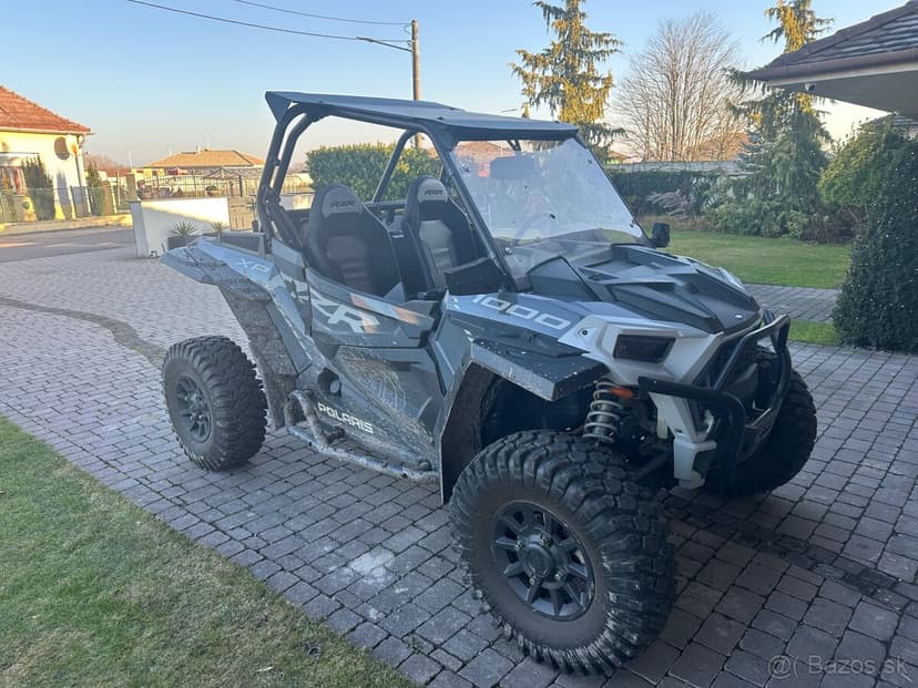 Polaris RZR XP 1000