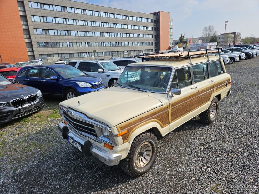 Jeep Wagoneer Grand V8 4x4