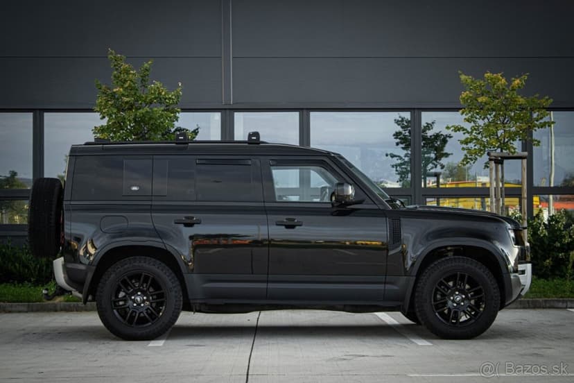 Land Rover Defender 2.0D 4x4 / SVK / 1.M / AJ NA SPLÁTKY /