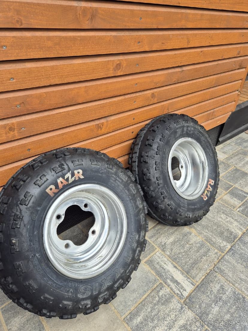 Predám kolesá na štvorkolku