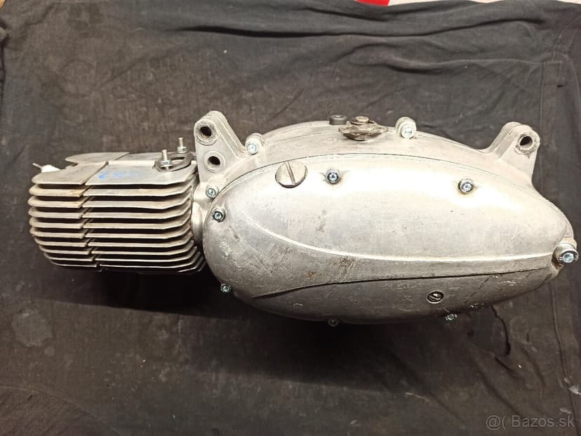 Jawa 50 pionier 20 , 21  , 23 mustang