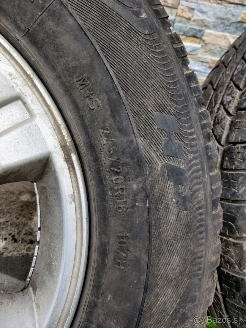 16" Disky KIA s letnymi pneu