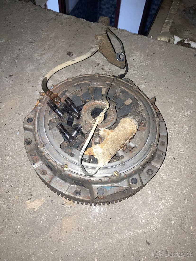 Toyota Land Cruiser J12 L120