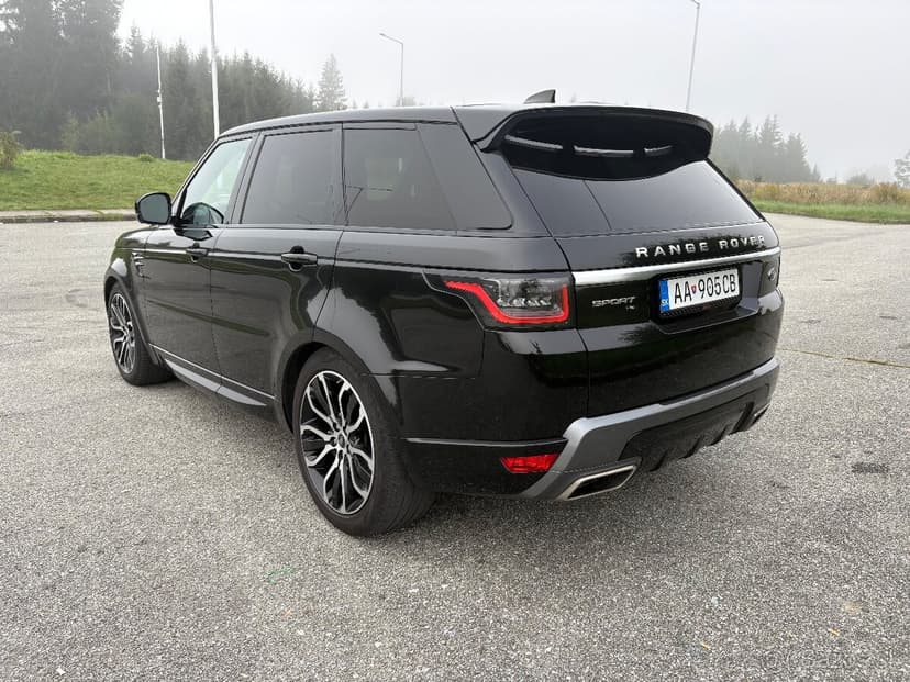 RANGE ROVER SPORT HSE D300  7- MIEST