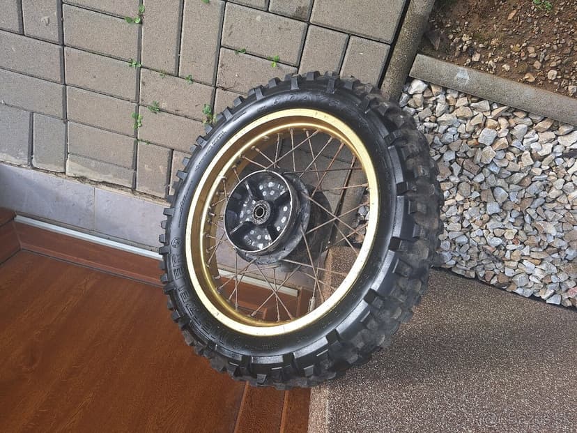 Zadné koleso Yamaha XT 600