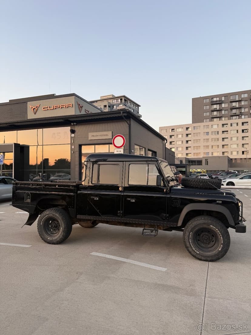 Land Rover Defender 130 2.5 Td5 Crew Cab Chassis