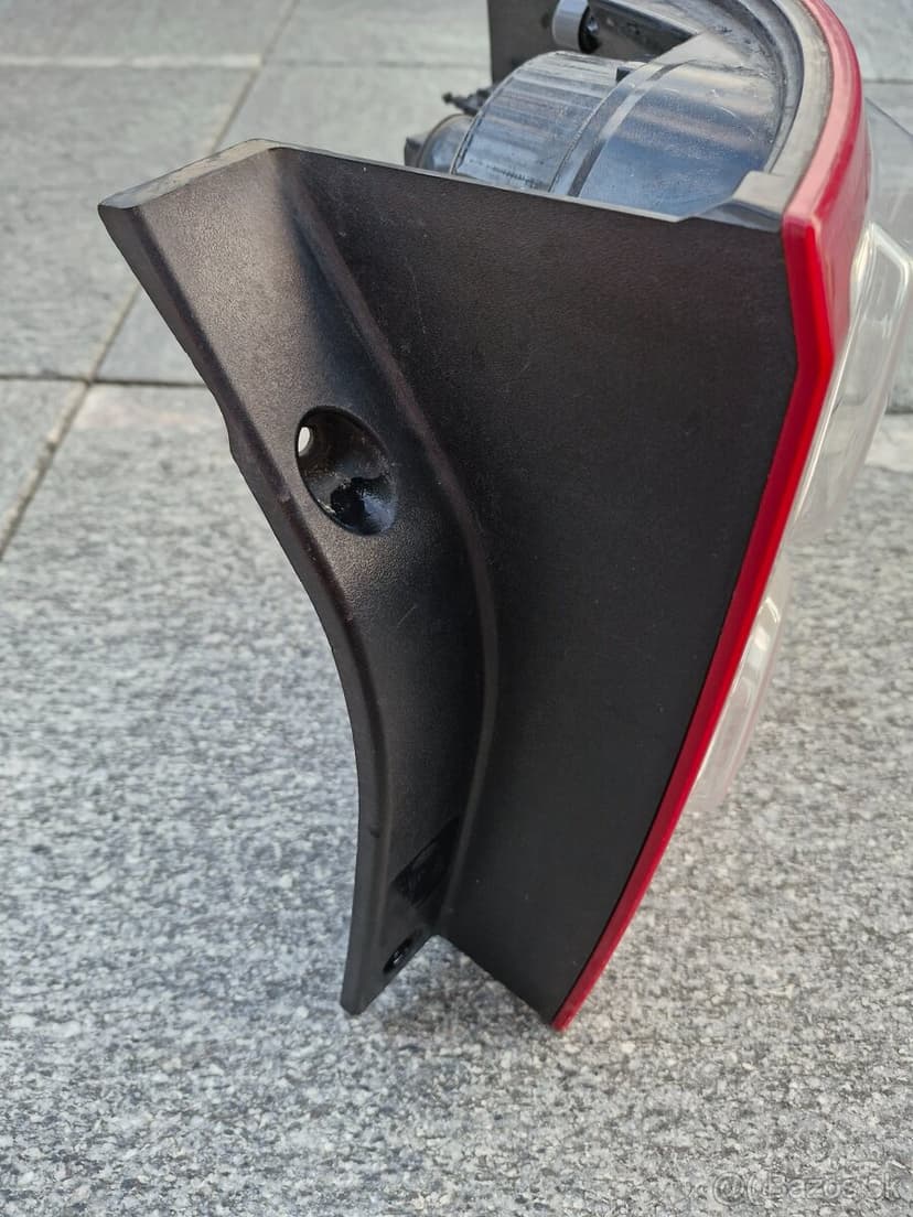 Range Rover Sport zadné svetlo