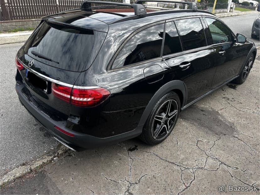 Mercedes-Benz E 220d 4MATIC All-Terrain AMG