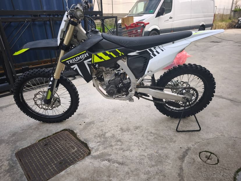 Triumf 250x tf 2024
