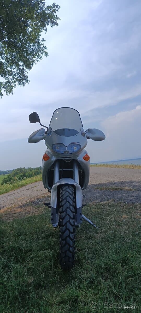 Aprilia Pegaso 650 Cube