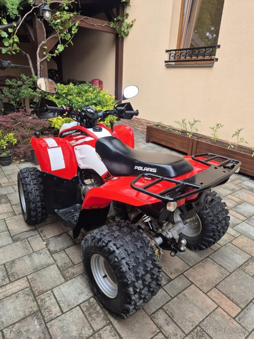 Polaris Pheonix 200