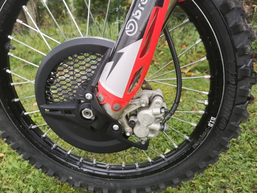 Honda CRF 250R, 2024, se startérem.