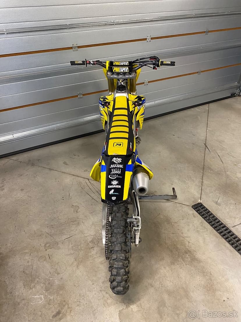 Suzuki rmz 250