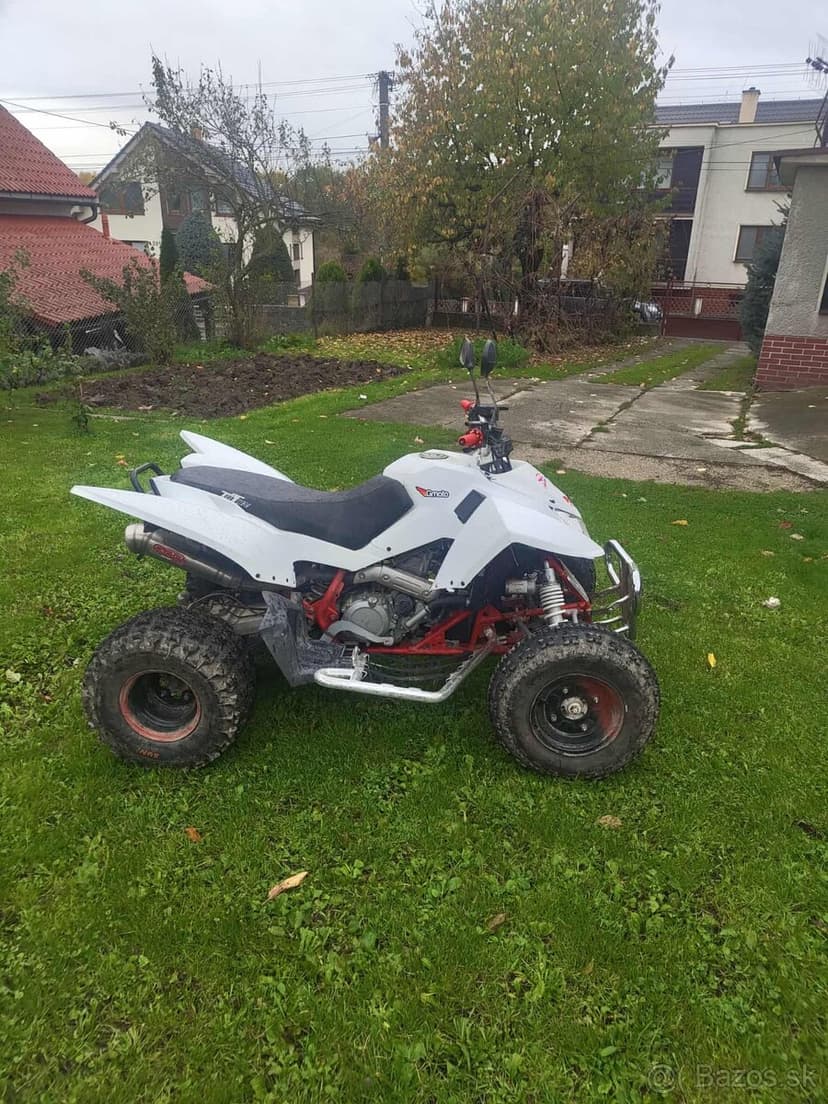 Štvorkolka Tomahawk 400