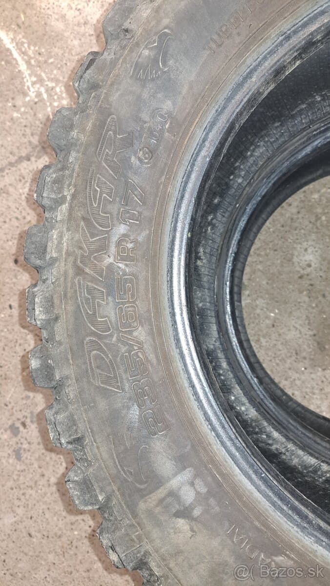 Predám Insa Turbo Desert Track Dakar 235 65 R17