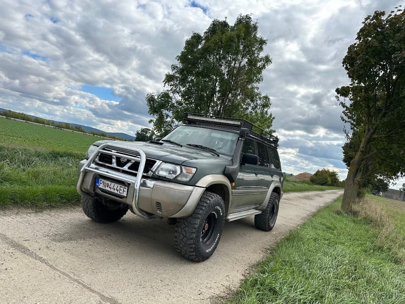 Nissan Patrol Y61 Wagon