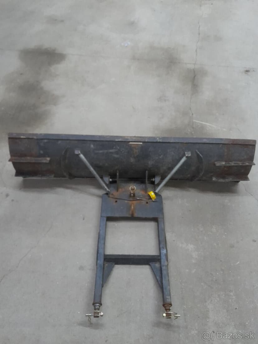 Snezny pluch na stvorkolku