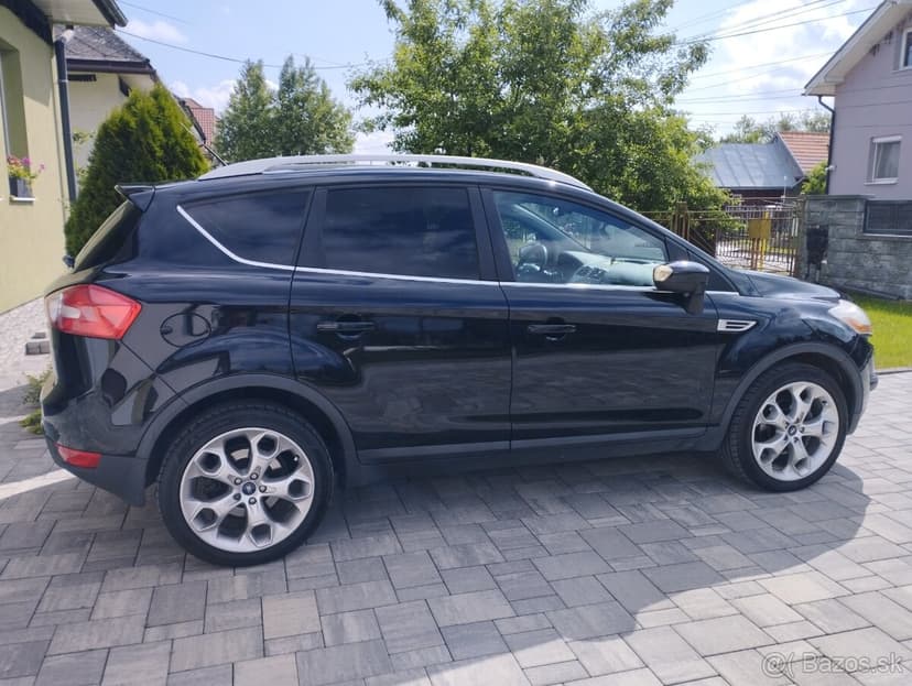 Ford KUGA 2.0 TDCI 103 kw TITANIUM  NAVI, PANORAMA