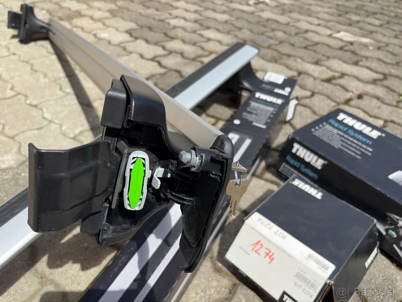 Thule WingBar Evo 7114 + Rapid System Kit 754 + Kit 1274