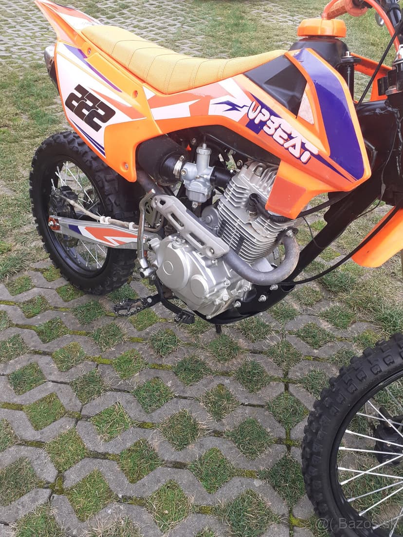 Predám Enduro zn.UpBeat obsah 250cm3
