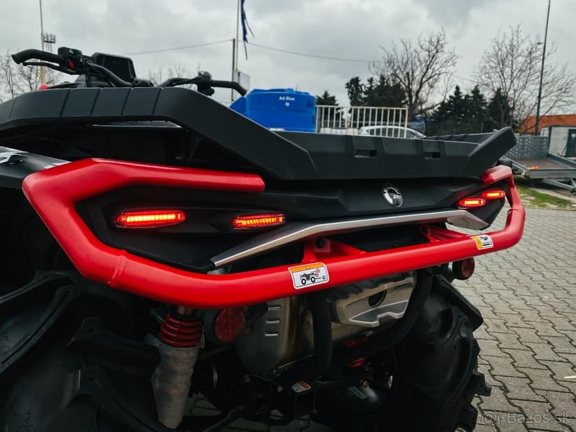 CAN-AM OUTLANDER X MR 1000R