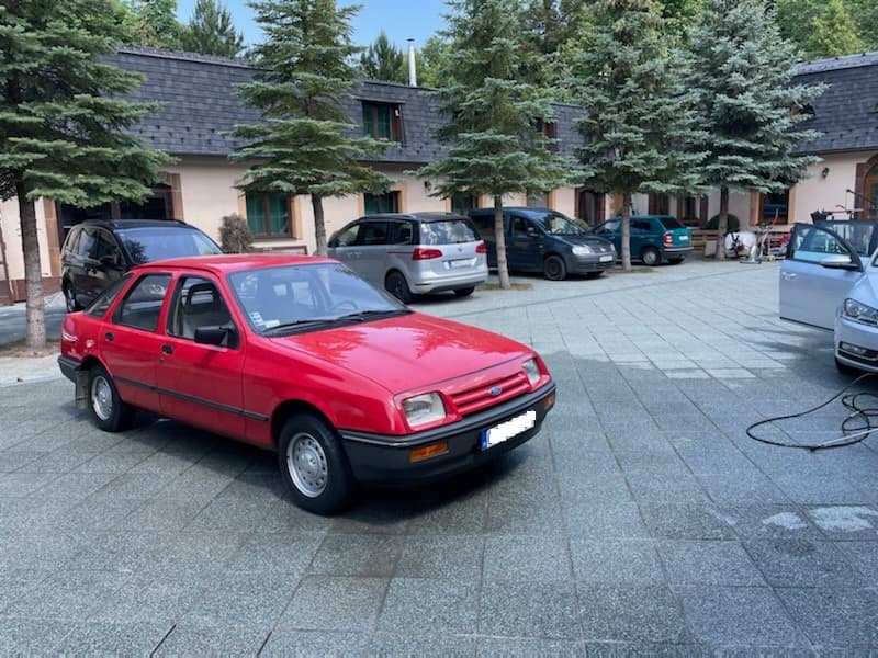 FORD Sierra 1600 Veterán