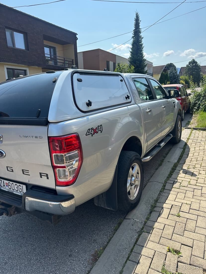 Ford ranger Limited 2,2 110kw automat