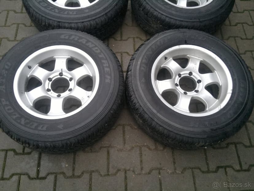 Elektrony Toyota Land Cruiser 6x139,7 r17, letne 4x4 pneu 26