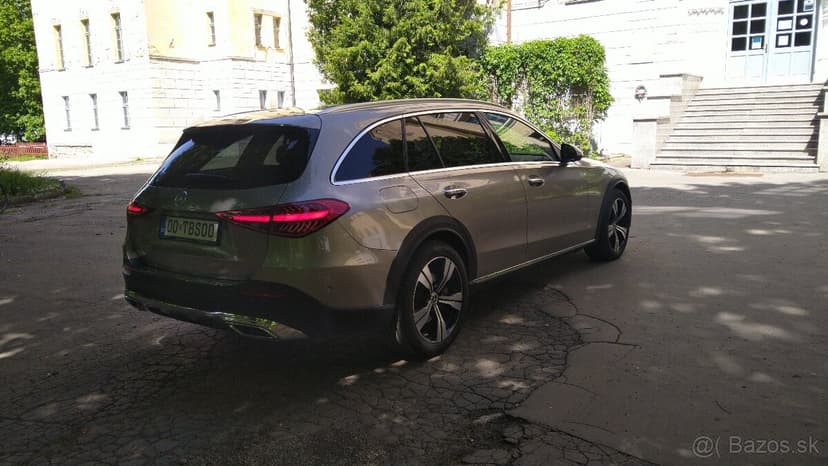 Mercedes-Benz C220d 4-Matic All-Terrain