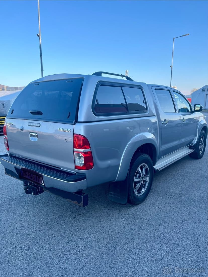 Toyota Hilux 3.0l D-4D, Sol A/T