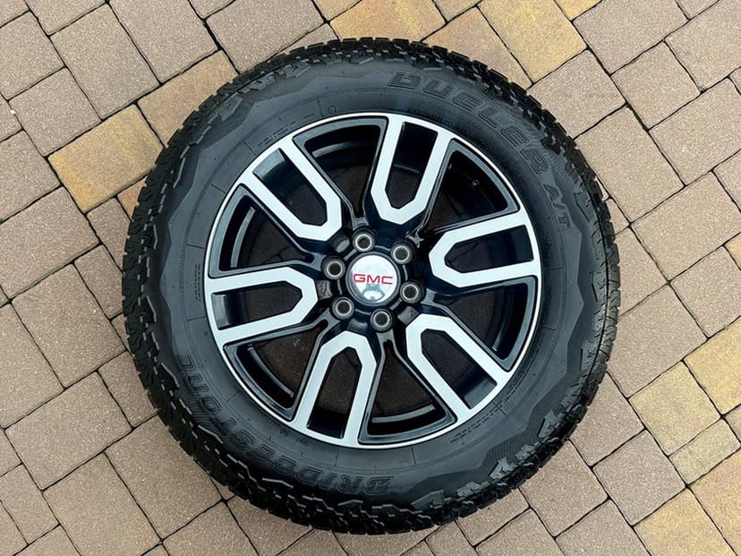 20" 6x139,7 GMC SIERRA DENALI – ALU SADA SKORO NOVÁ