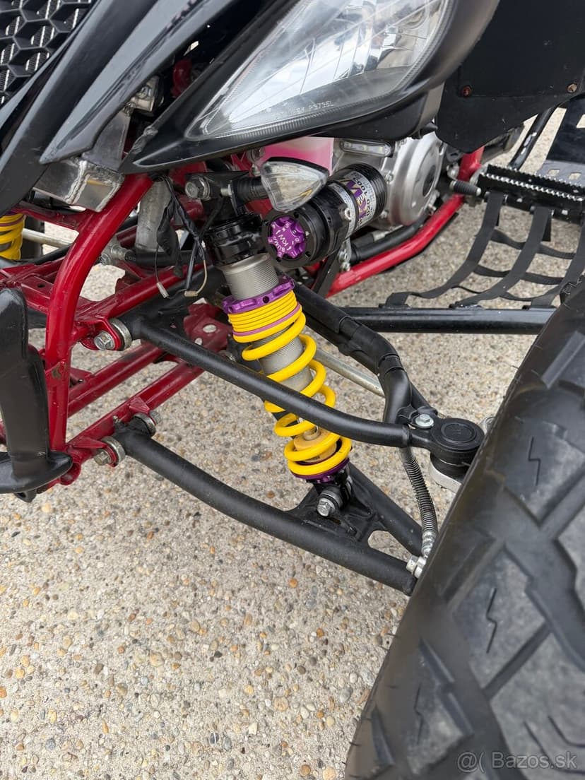 Yamaha raptor YFM 700R