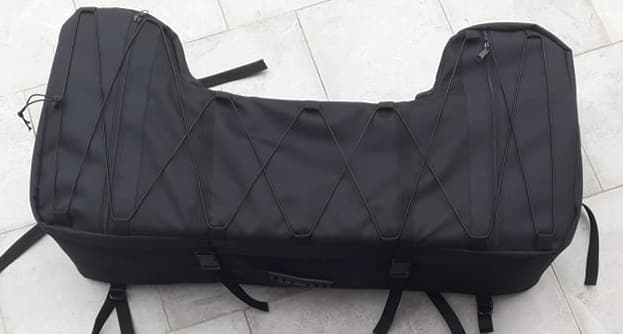 kufor, box na štvorkolku - čierna