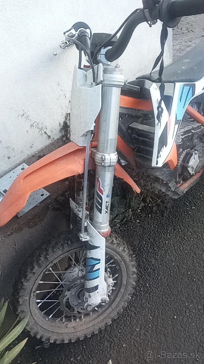 KTM SX-E5