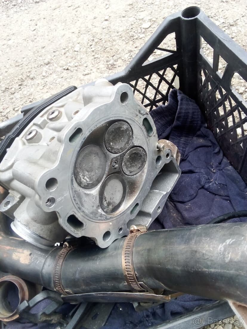 Predám KTM  SX 450F rok 2009 nepojazdna